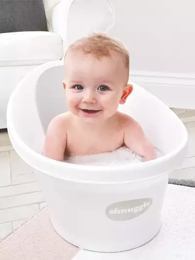 Shnuggle Baby Bath With Plug