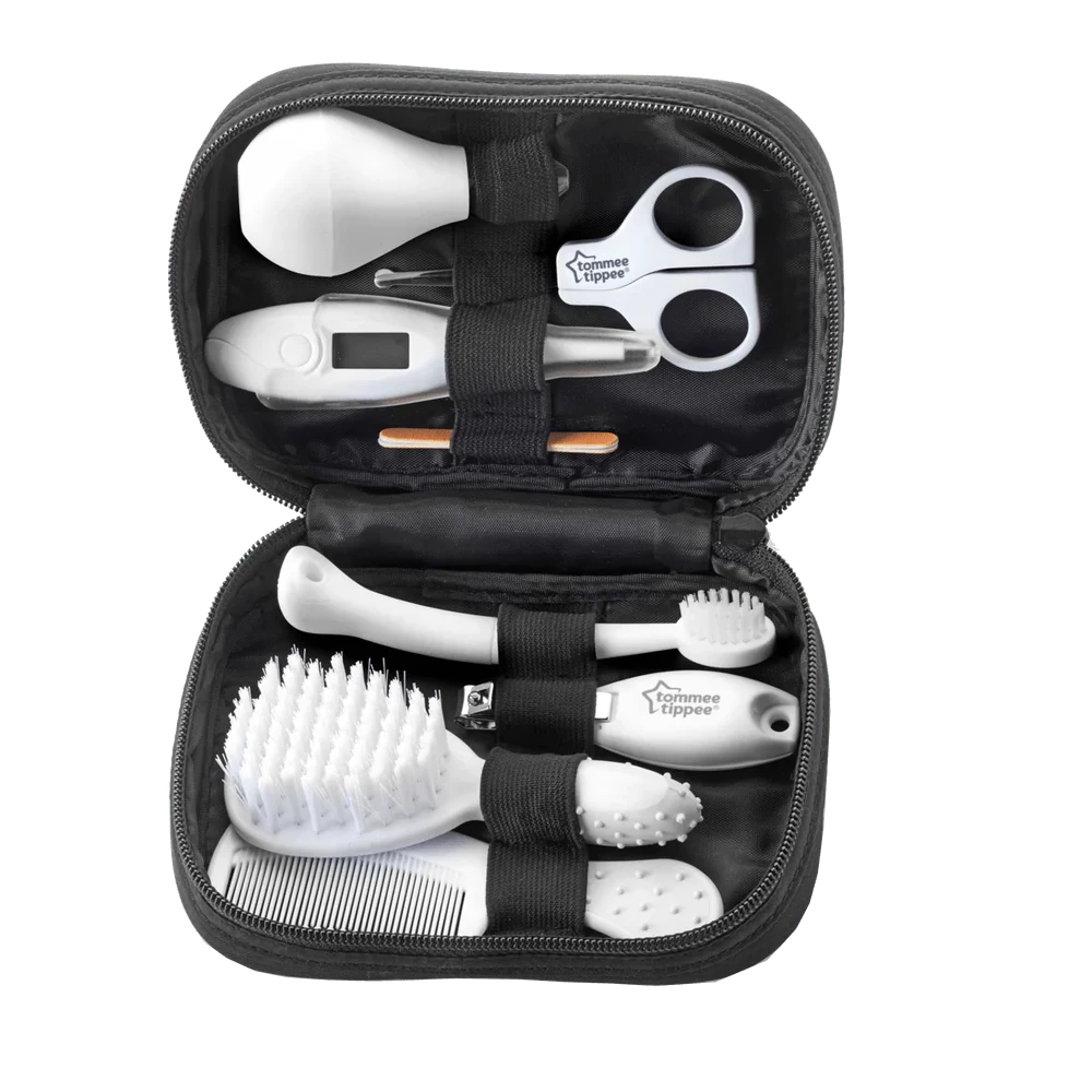 TOMMEE TIPPEE CARE & PROTECT BABY HEALTHCARE KIT